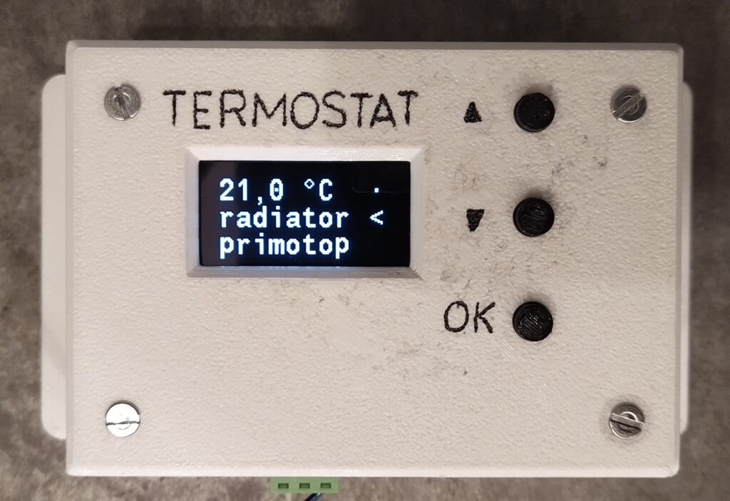 Termostat, hlavní obrazovka.