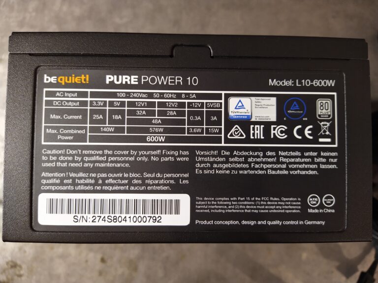 Zdroj bequiet L10-600W z boku.