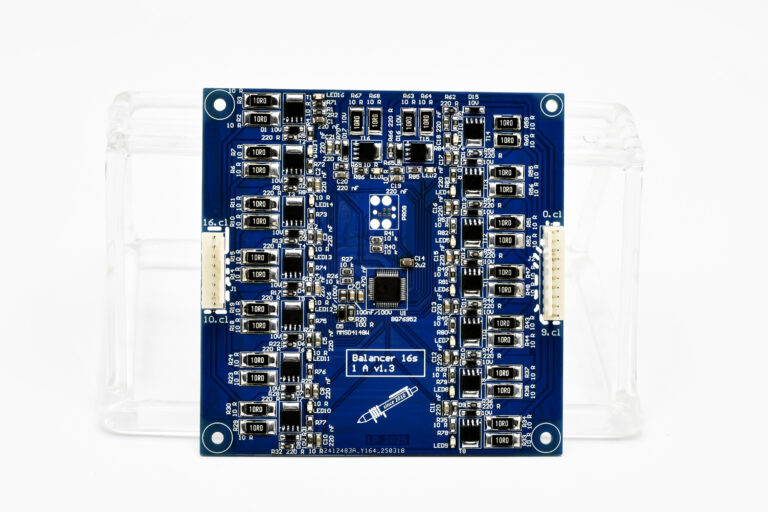 Balancer pro LiFePo4 zpředu.