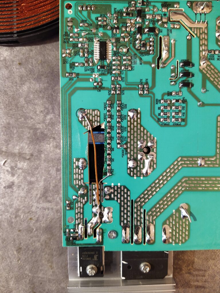 Opravená DPS indukčního vařiče G3Ferrari G10061.