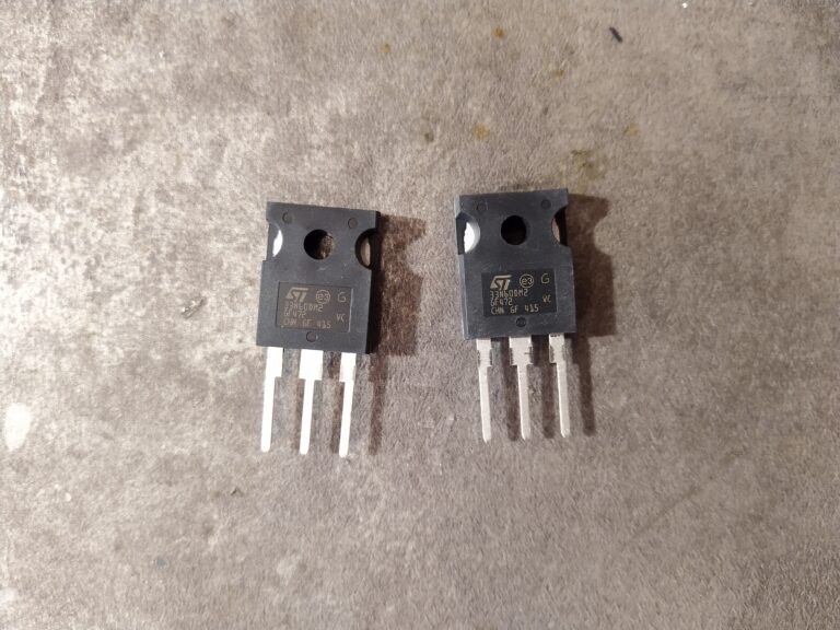 Nové hlavní tranzistory PFC - STW33N60DM2 do zdroje Meanwell NDR-480-24.